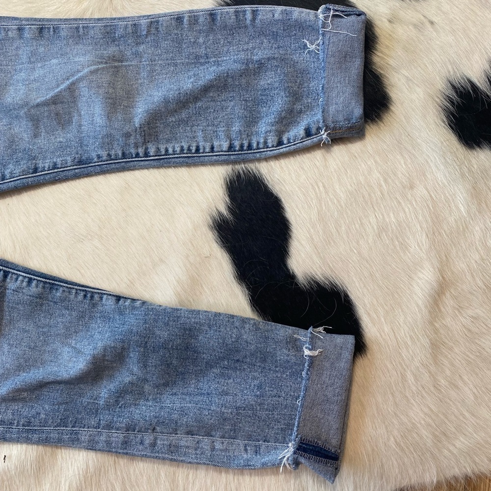 Abercrombie & Fitch Ultra High Rise Super Skinny Ankle Jeans - Picture 4 of 10